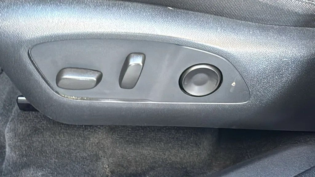 GMC Acadia photo 21