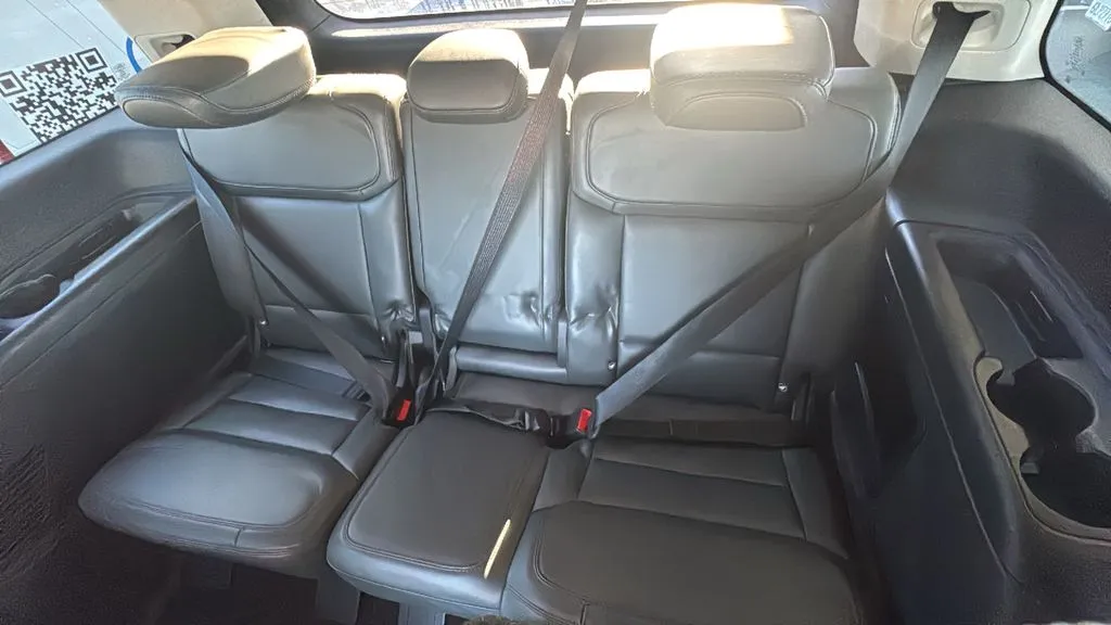 Ford Expedition photo 24