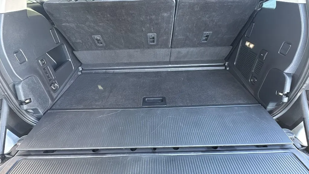 Ford Expedition photo 25