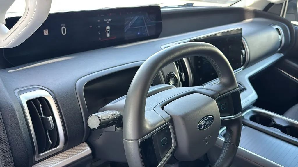Ford Expedition photo 21