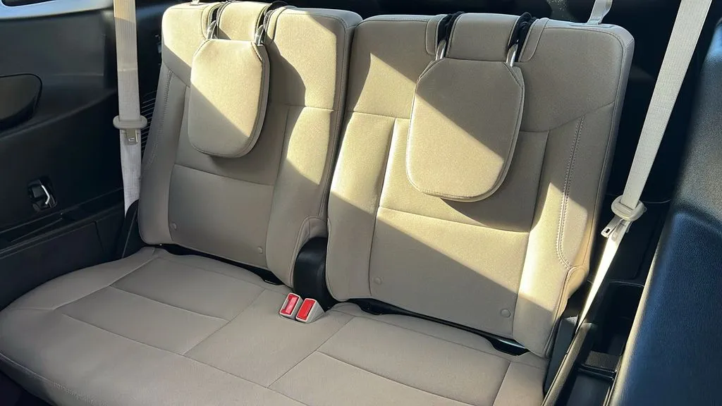 Ford Explorer photo 10