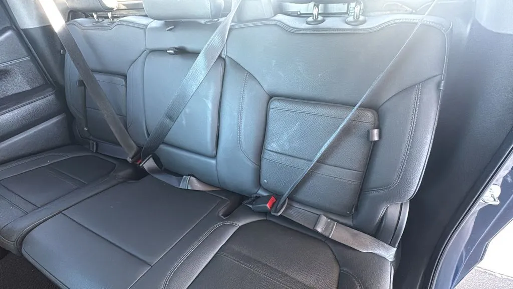 GMC Sierra photo 25