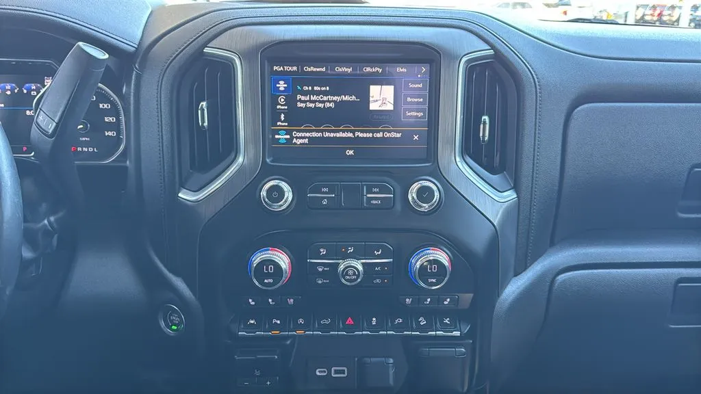 GMC Sierra photo 13