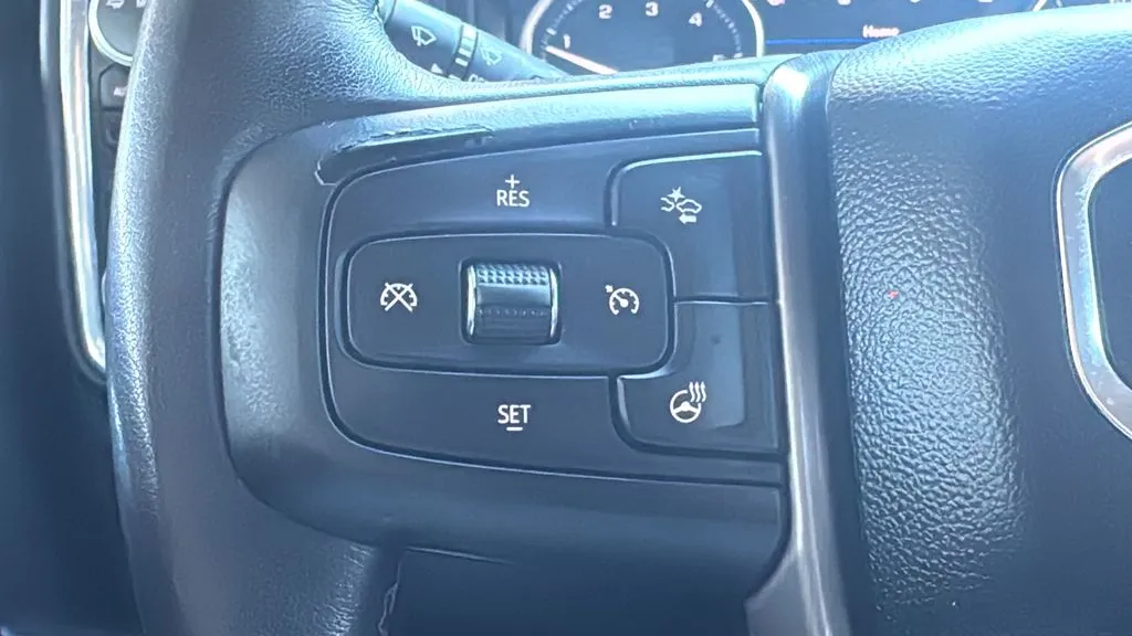 GMC Sierra photo 14