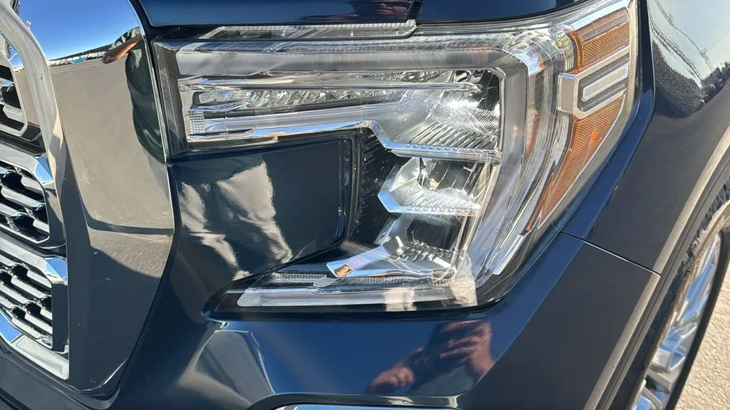GMC Sierra photo 6