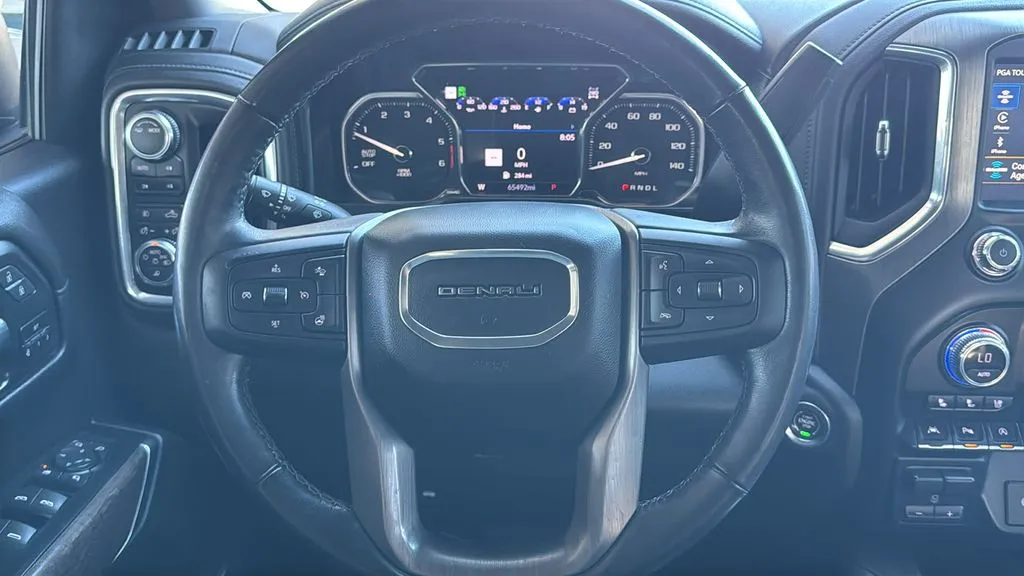 GMC Sierra photo 12