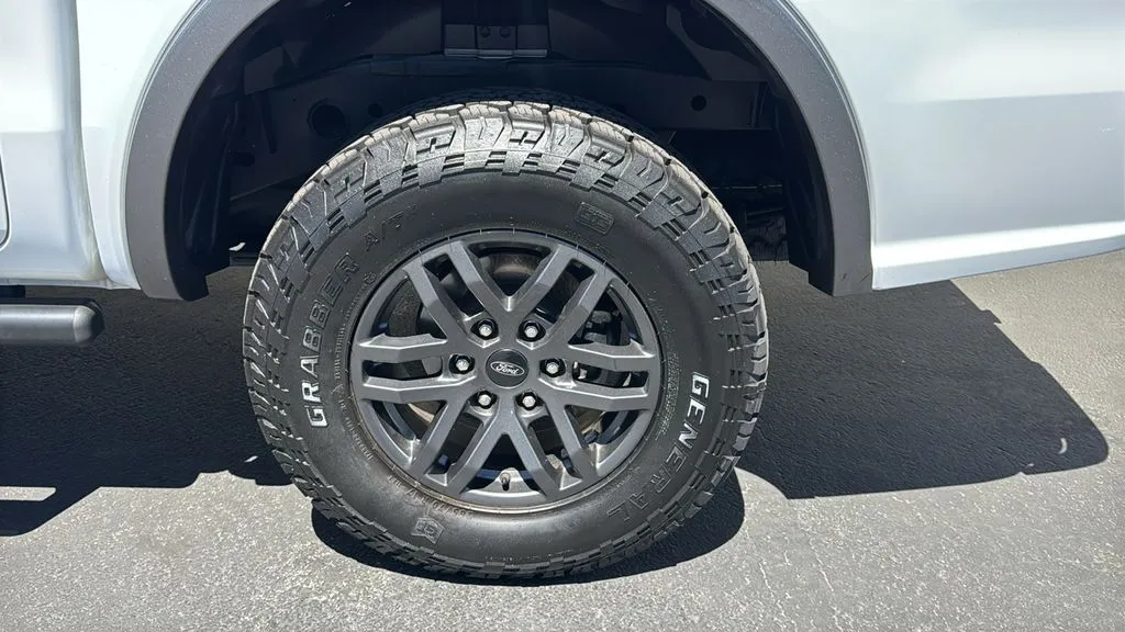 Ford Ranger photo 10