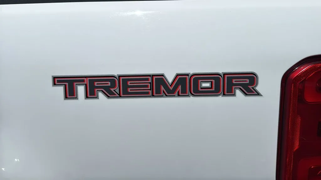 Ford Ranger photo 8
