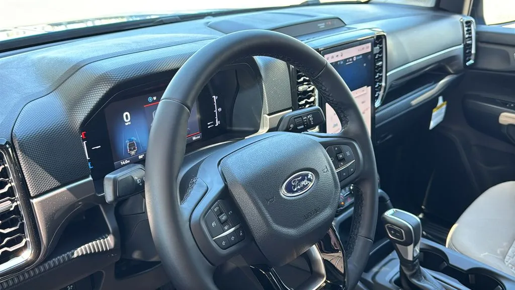 Ford Ranger photo 14