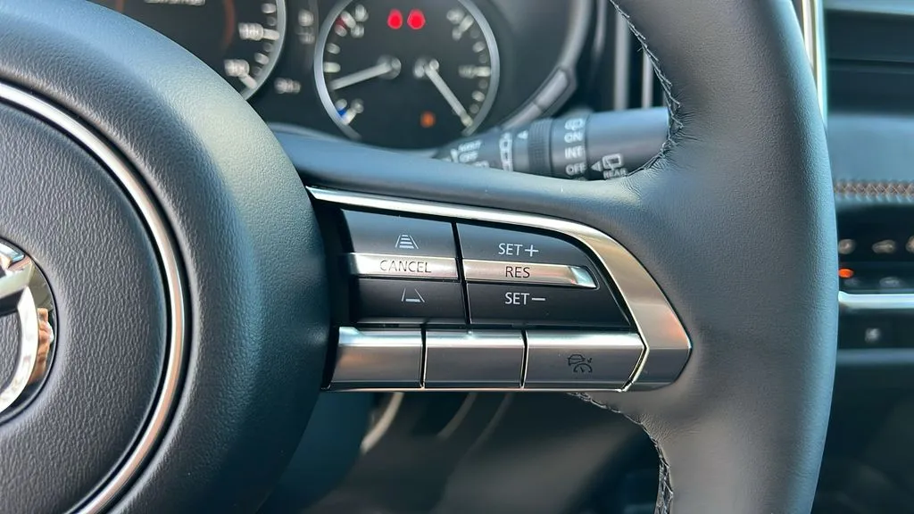 Mazda CX-50 photo 18