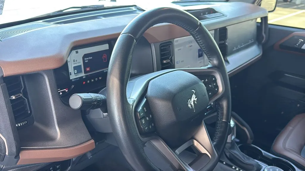 Ford Bronco photo 21