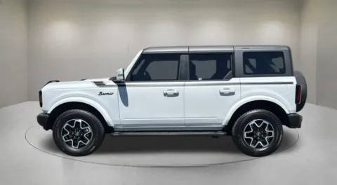 More photos of 2024 Ford Bronco Outer Banks at Fiesta Ford, Inc., CA