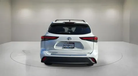 Another view of 2022 Toyota Highlander LE for sale in Indio, CA at Fiesta Ford, Inc.
