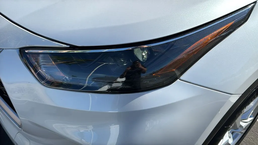 Toyota Highlander photo 6