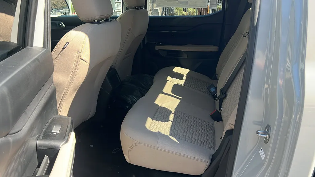 Ford Ranger photo 12