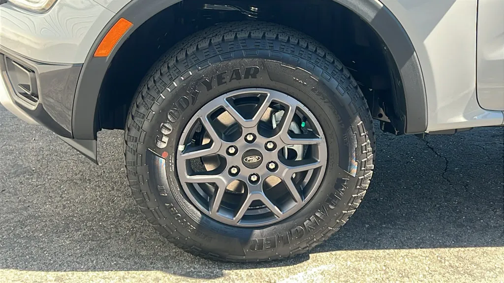 Ford Ranger photo 8