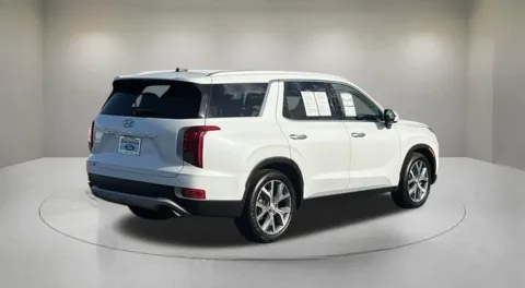 More photos of 2022 Hyundai Palisade SEL at Fiesta Ford, Inc., CA