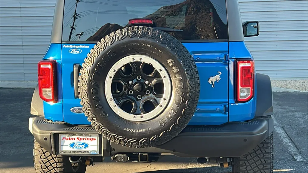 Ford Bronco photo 6