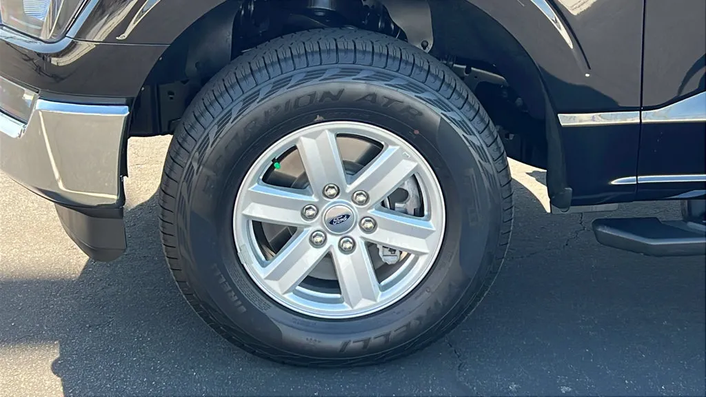 Ford F-150 photo 7