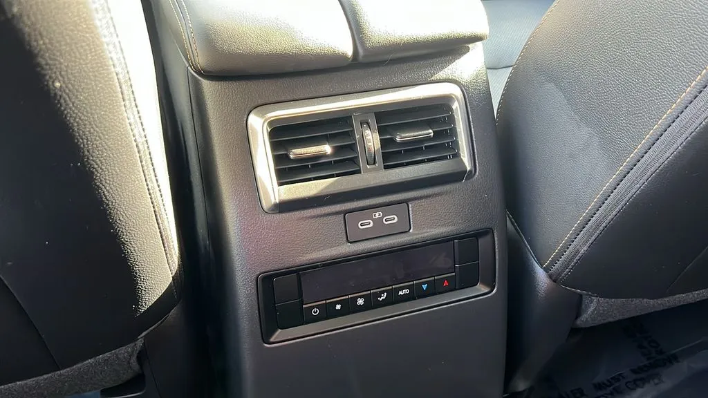 Mazda CX-70 photo 9