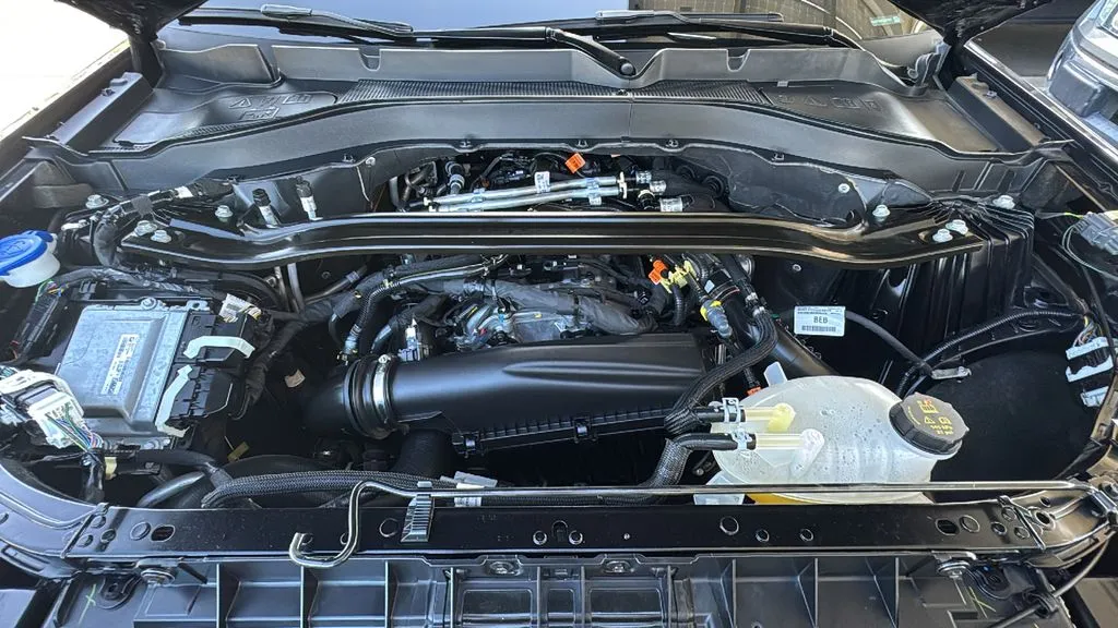 Ford Explorer photo 26