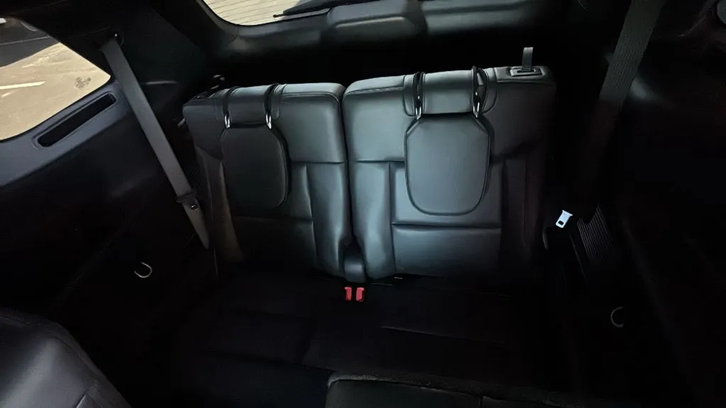 Ford Explorer photo 24
