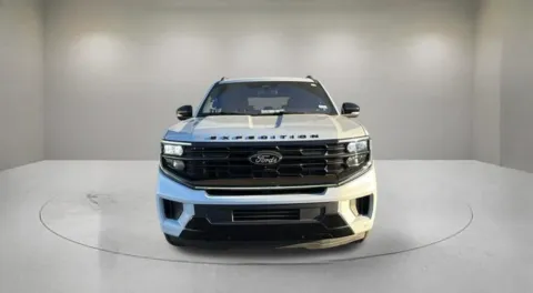 Photos of 2025 Ford Expedition Platinum for sale in Indio, CA at Fiesta Ford, Inc.