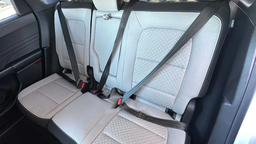 Ford Escape photo 23