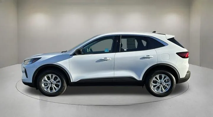 Ford Escape photo 5