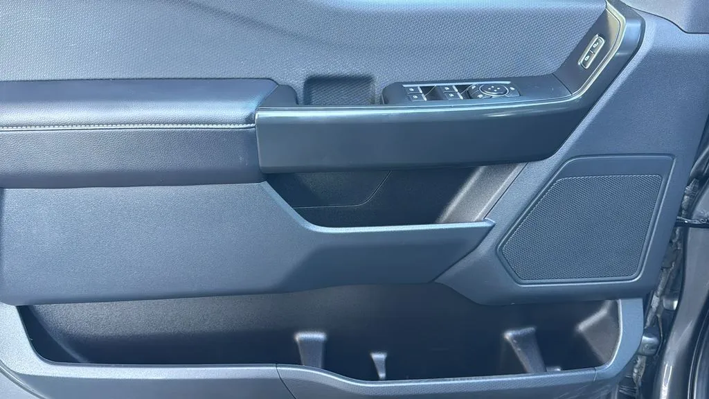 Ford F-150 photo 18