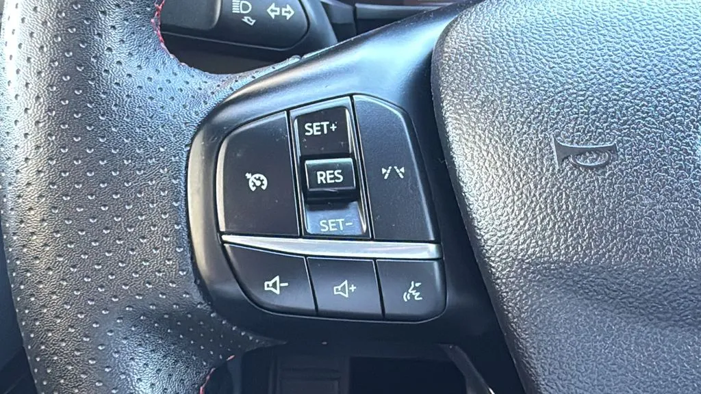 Ford Escape photo 13