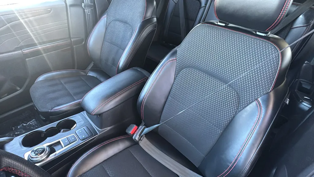 Ford Escape photo 23