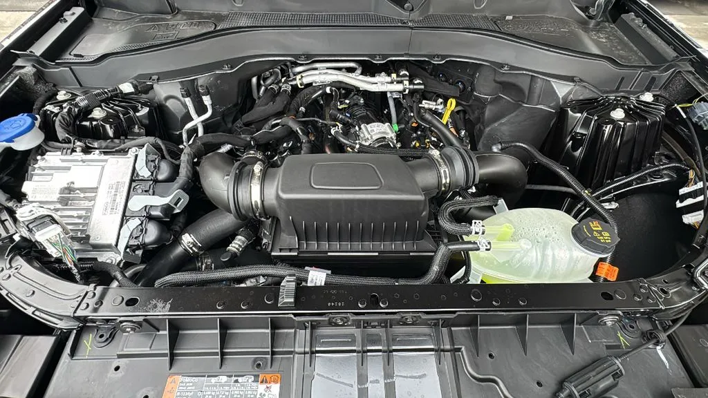 Ford Explorer photo 17