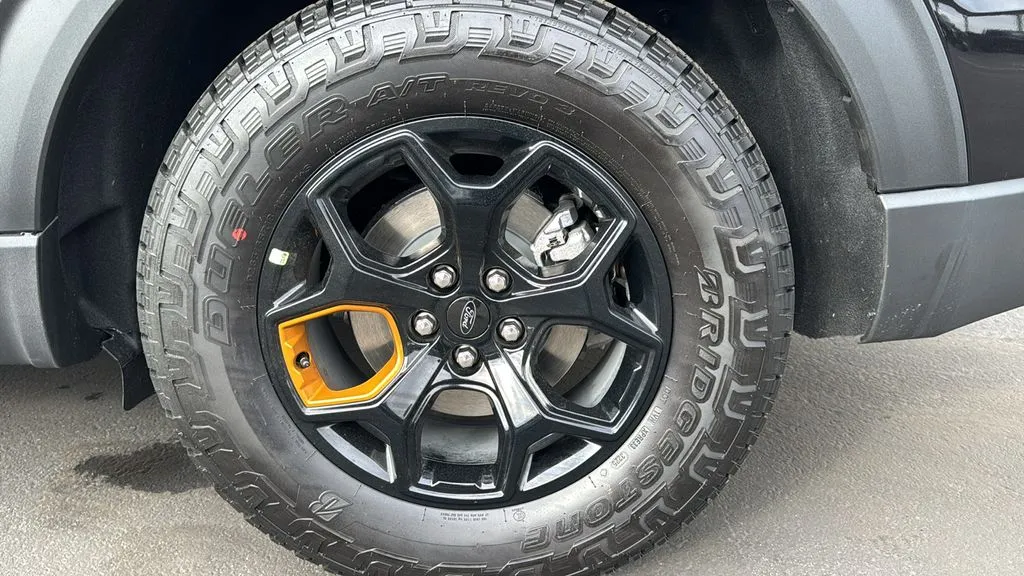 Ford Explorer photo 6