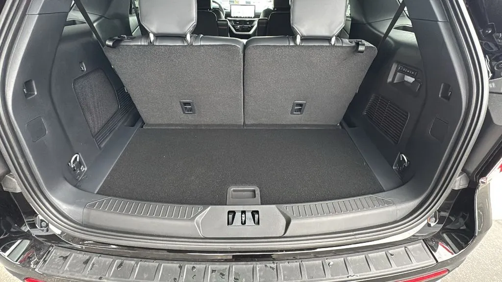 Ford Explorer photo 16
