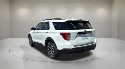 More photos of 2022 Ford Explorer ST-Line at Fiesta Ford, Inc., CA