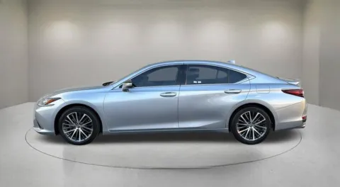 More photos of 2023 Lexus ES 300h at Fiesta Ford, Inc., CA