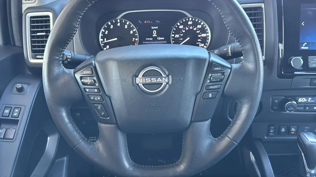 Nissan Frontier photo 10