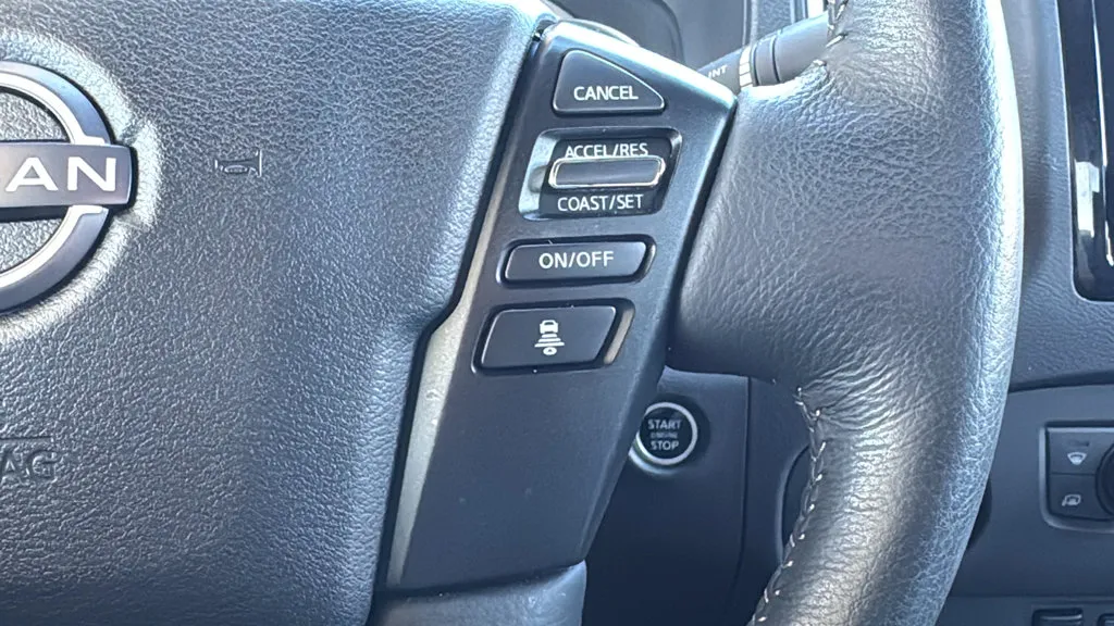 Nissan Frontier photo 13