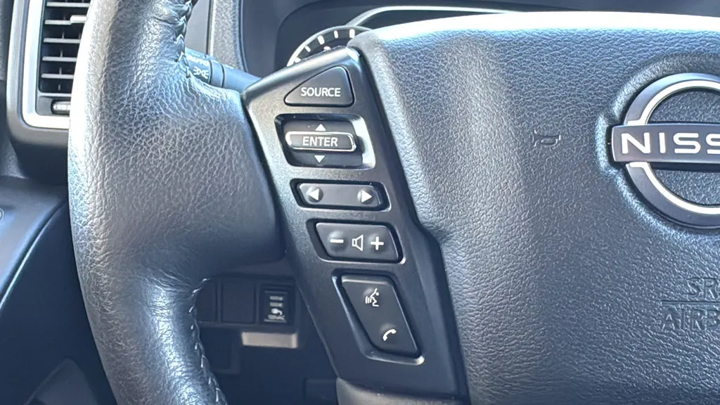 Nissan Frontier photo 12