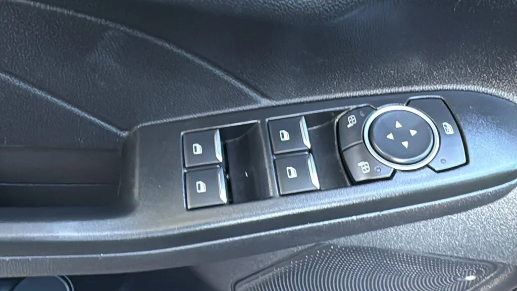 Ford Escape photo 19