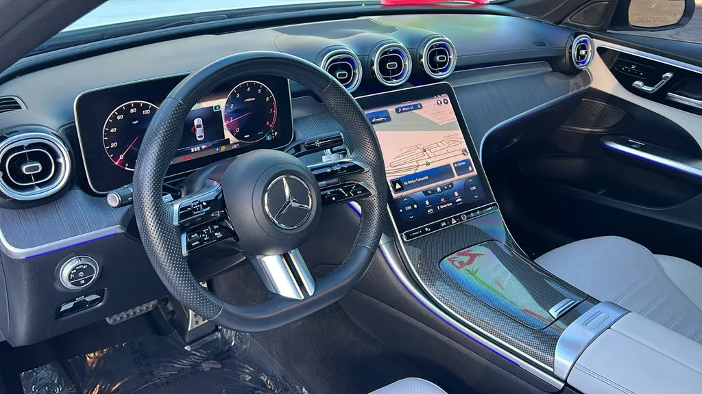 Mercedes-Benz C-Class photo 13