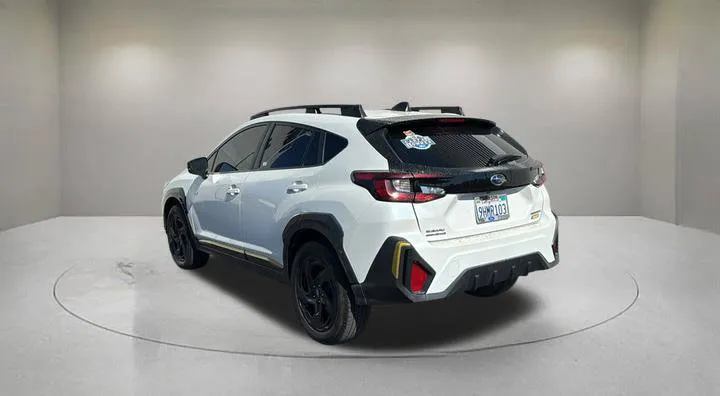 Subaru Crosstrek photo 4