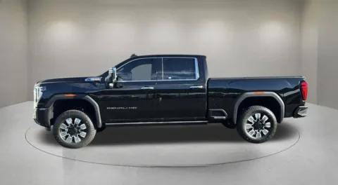 More photos of 2025 GMC Sierra 2500 HD Denali at Fiesta Ford, Inc., CA