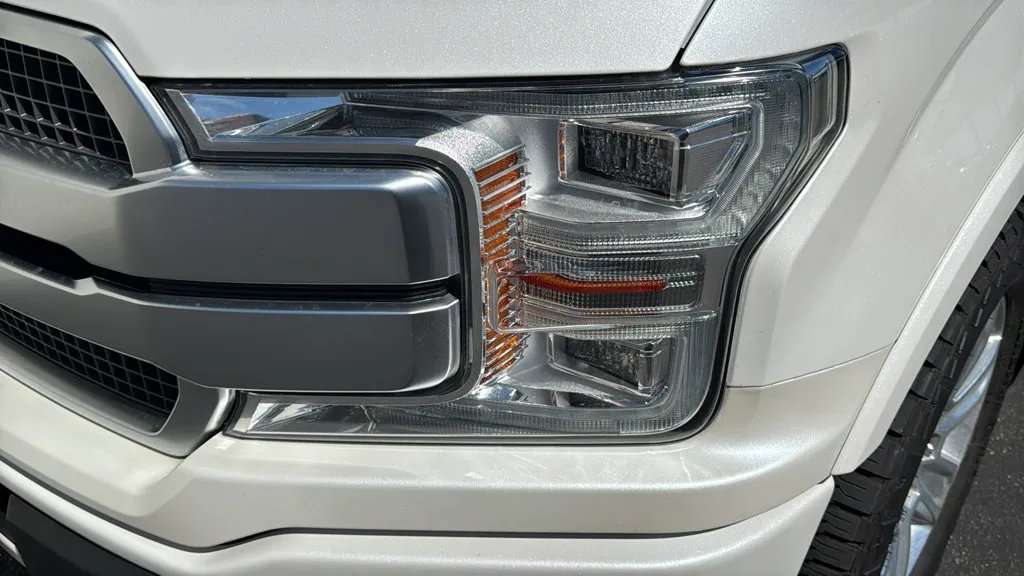 Ford F-150 photo 6