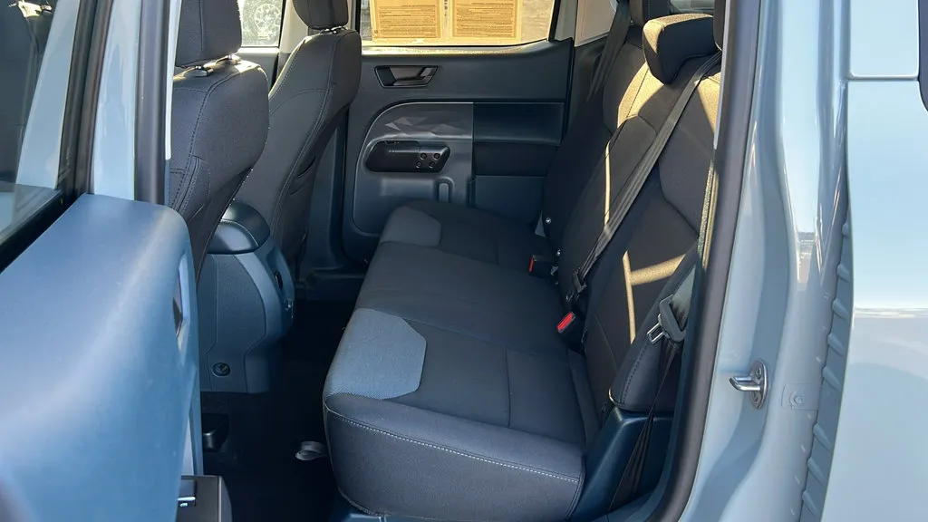 Ford Maverick photo 10