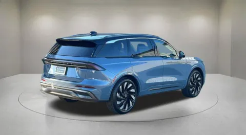 More photos of 2026 Lincoln Nautilus Black Label at Fiesta Ford, Inc., CA
