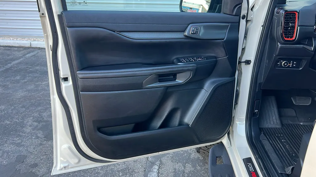 Ford Ranger photo 16