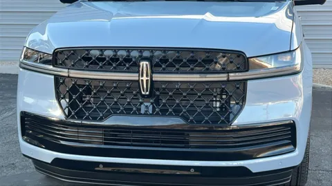 Another view of 2026 Lincoln Navigator Reserve for sale in Indio, CA at Fiesta Ford, Inc.