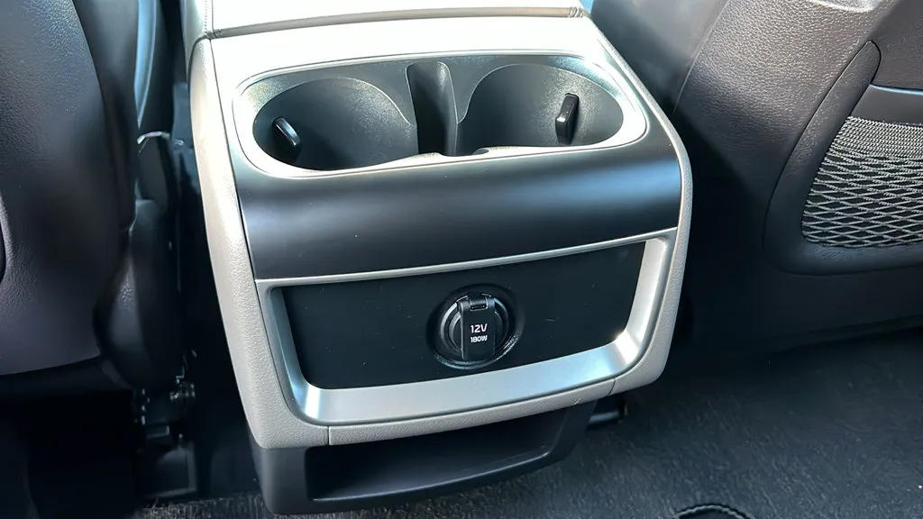 Kia Carnival photo 11